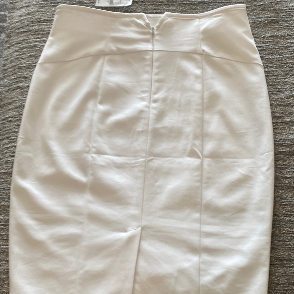 NY&Co White Pencil Skirt NWT - Picture 3 of 4